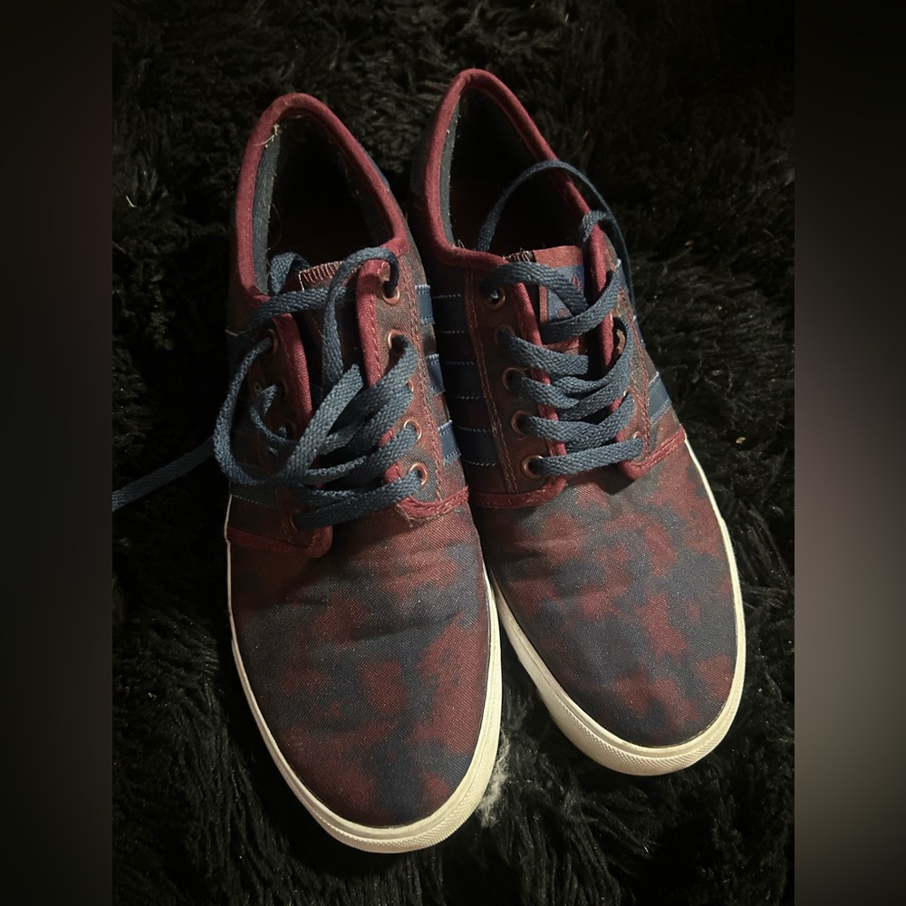 Adidas unisex Dark Blue and maroon Camo 
Athletic Shoes